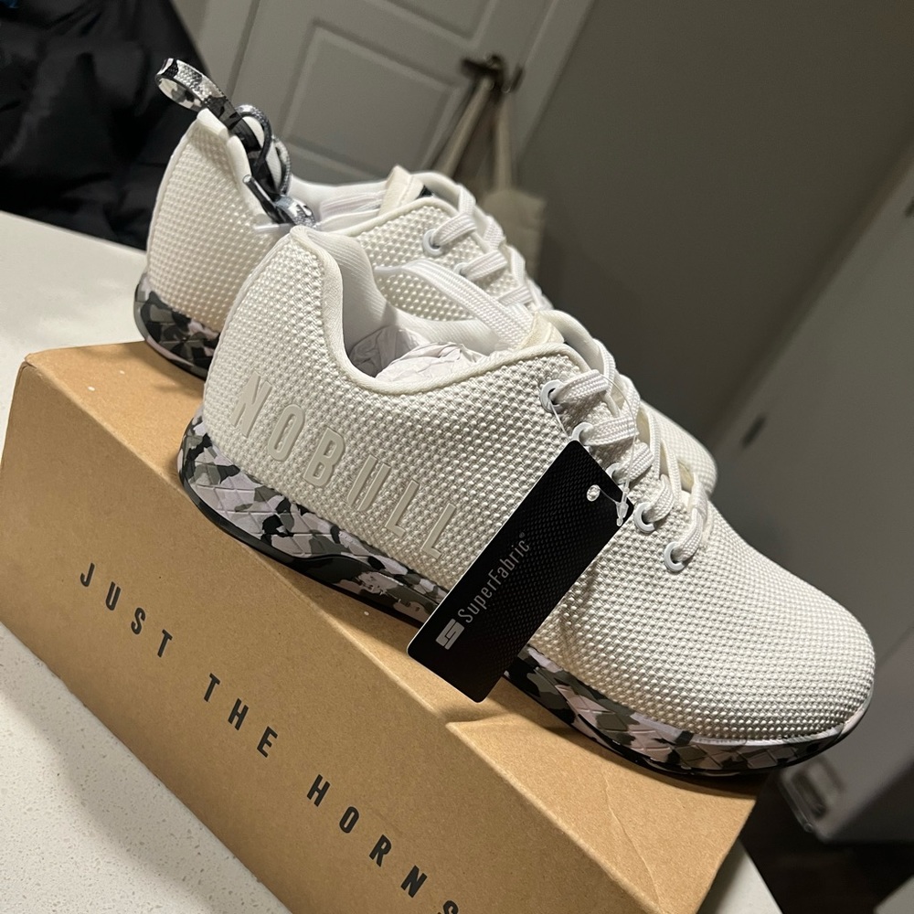 BRAND NEW LIMITED EDITION NOBULL TRAINERS Women’s 9.5!